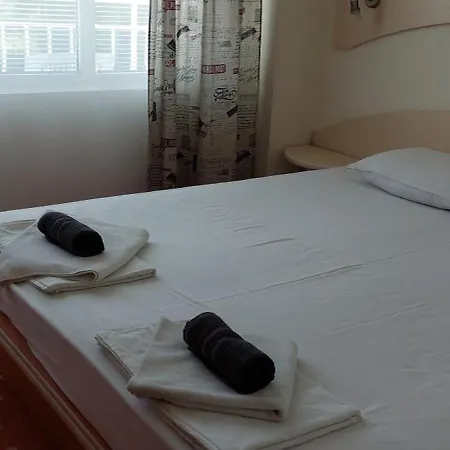 Family Gardia-kabakum Varna 9007 Hotel 3*