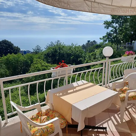 Family Gardia-kabakum Varna 9007 Hotel 3*