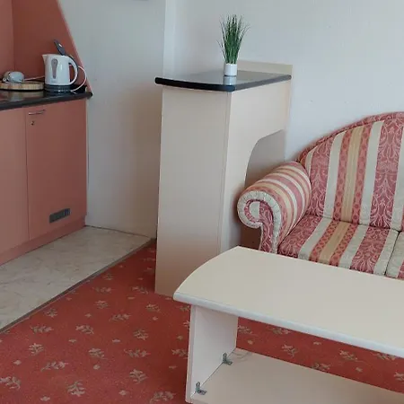Hotel Family Gardia-kabakum Varna 9007 3*