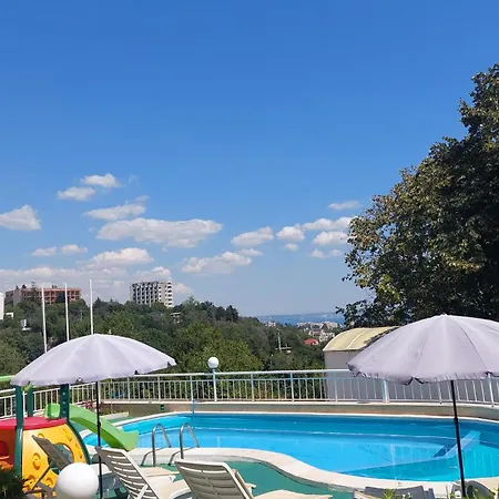 Hotel Family Gardia-kabakum Varna 9007 3*